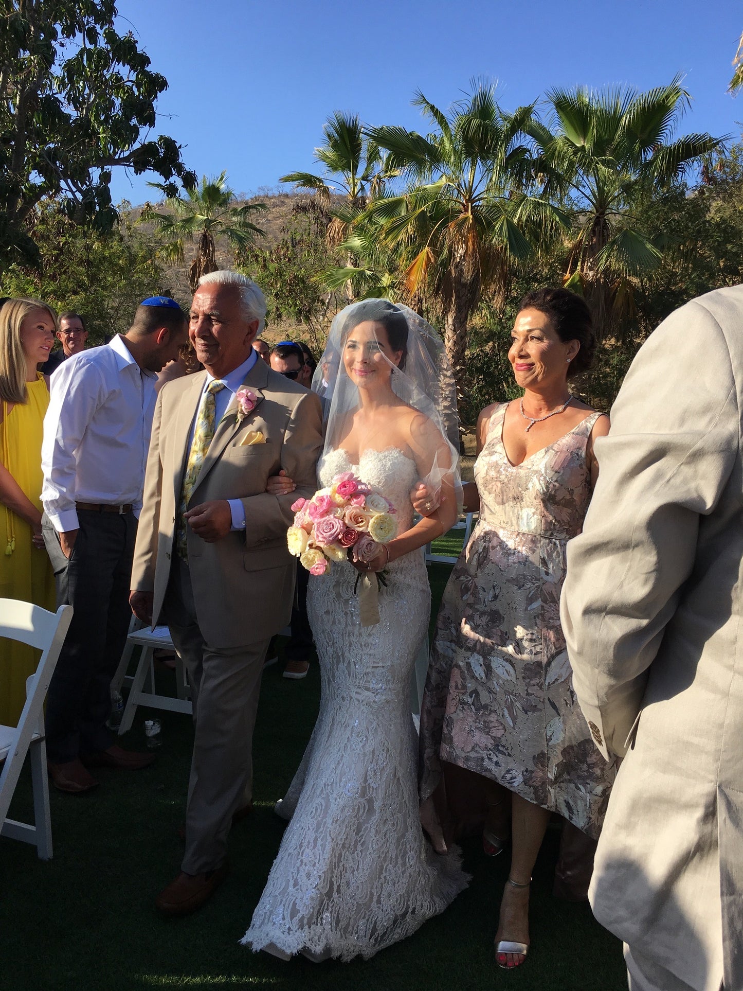 Honoring Lost Loved Ones At Your Wedding